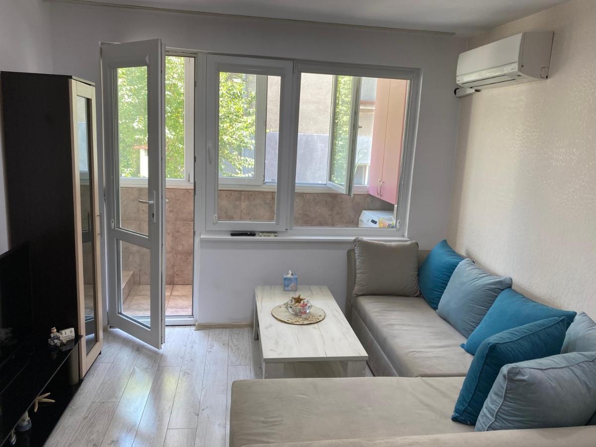 Simona Apartment Μπουργκάς Εξωτερικό φωτογραφία