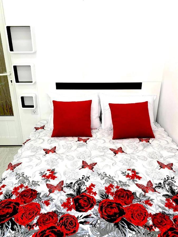 Simona Apartment Μπουργκάς Εξωτερικό φωτογραφία