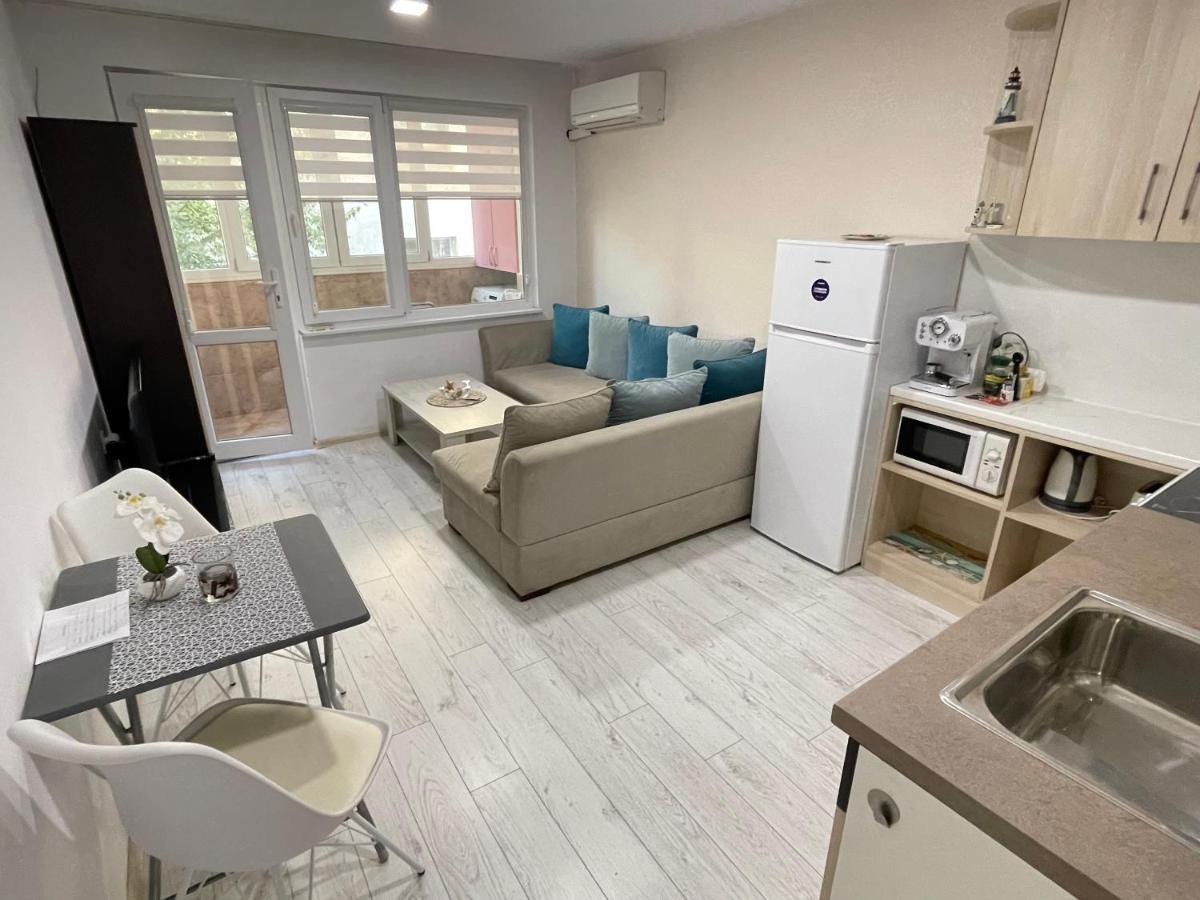 Simona Apartment Μπουργκάς Εξωτερικό φωτογραφία